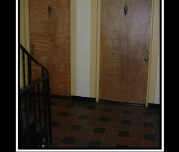 1er juil- Beau, mis à jour, Grand 2 1/2 , lumineux, propre, art déc... - Photo 3