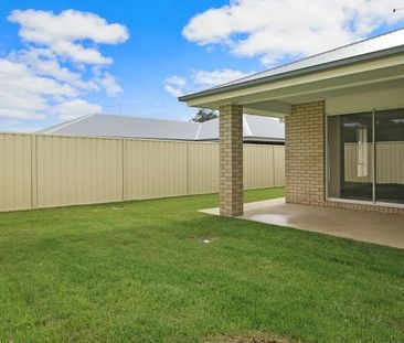 Privacy & Peace! - Photo 1