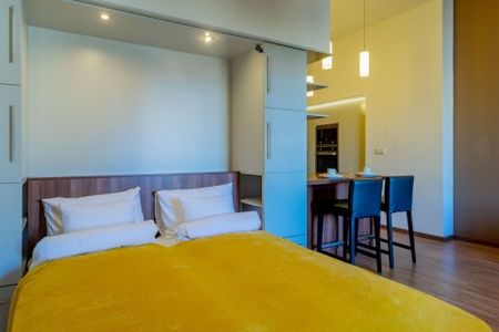 Vértanúk tere - Fotó 5