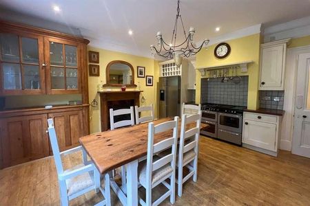 Brook, Lyndhurst, SO43 - Photo 5