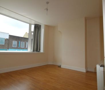 South Road, Haywards Heath, RH16 - Photo 2