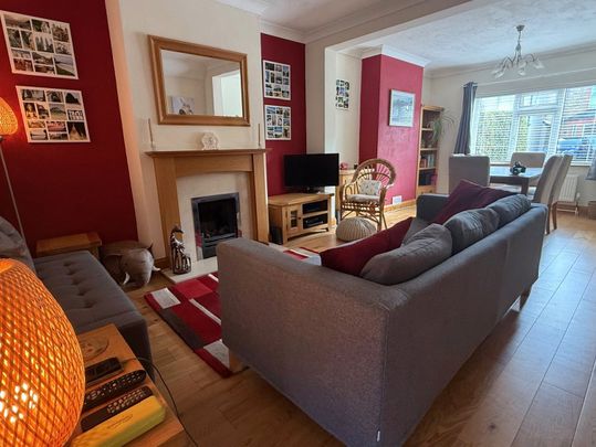 Horton Hill, Epsom, Surrey, KT19 8ST - Photo 1