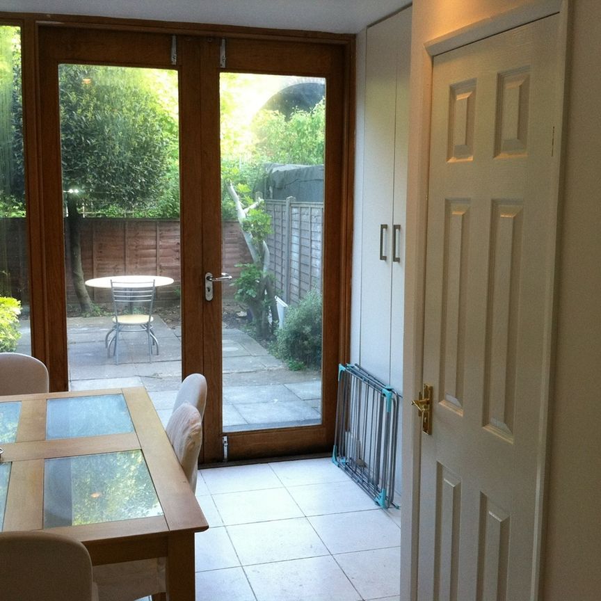 2 Bed Flat, Islington, N7 - Photo 1