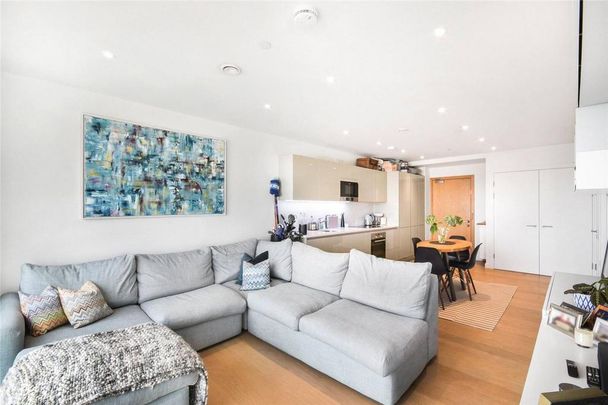 1 bedroom flat to rent - Photo 1