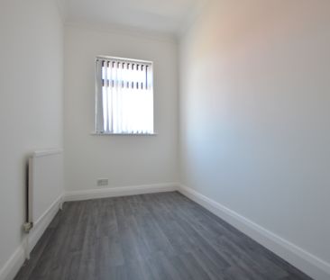 3 Bedroom End of Terrace - Photo 1