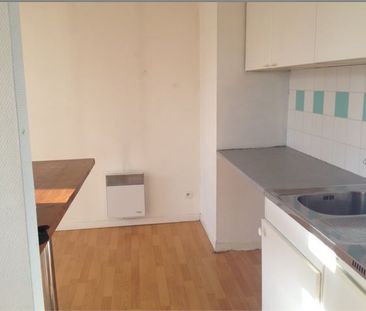 NOUVEAU ! Agréable T2 à TOURCOING proche MOUVAUX. - Photo 1