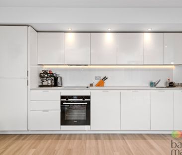 Lismore Boulevard, London - Photo 3