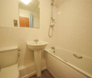 2 Bedroom Apartment To Let - Photo 3