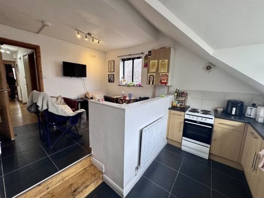 *148PPPW* Victor court, Aboretum, NG7, Property for rent - Photo 1