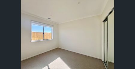 Stylish, Convenient Living - Photo 4