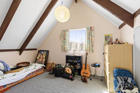 Beautiful 2-Bedroom Standalone Home in Peaceful Vogeltown – $585pw - Cat Friendly - Photo 5