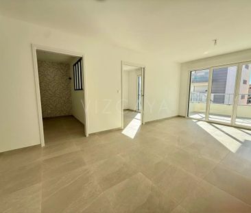 Location Appartement 2 pièces NICE 06300 - Photo 2