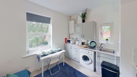 2 bedroom flat to rent - Photo 4