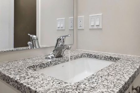 For Lease - 38 Annie Craig Drive Unit# 3501, Toronto, Ontario - Photo 2