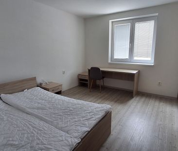 Pronájem bytu 2+1 50 m² - Photo 1