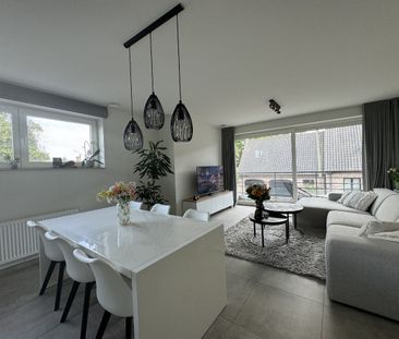 Instapklaar appartement met 2 slaapkamers in Zwevezele! - Photo 1