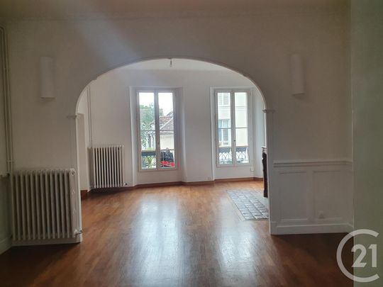 Location Appartement 5 pièces 99m² FONTAINEBLEAU 77300 - Photo 1