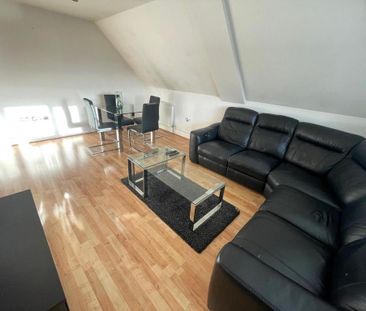 2 bedroom apartment to rent - Photo 3