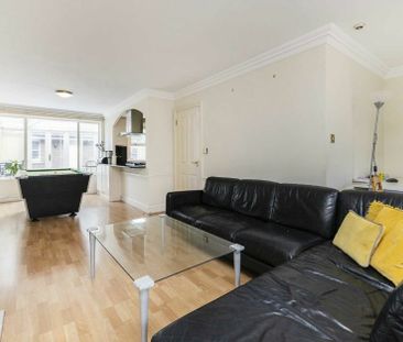 Cinnamon Row - Photo 5