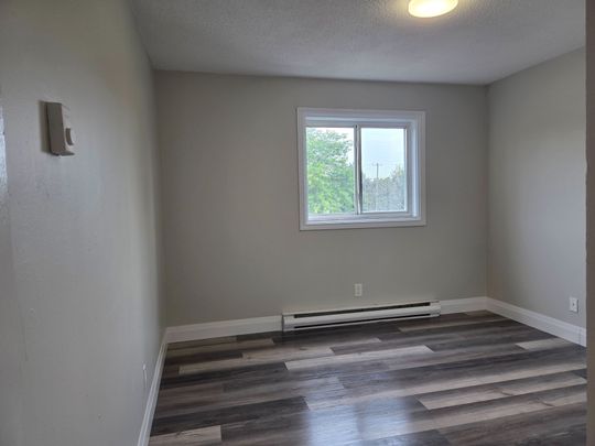 For Lease - 8800 Willoughby Drive Unit# 311, Niagara Falls, Ontario - Photo 1