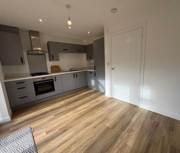 2 bedroom end of terrace house to rent - Photo 6