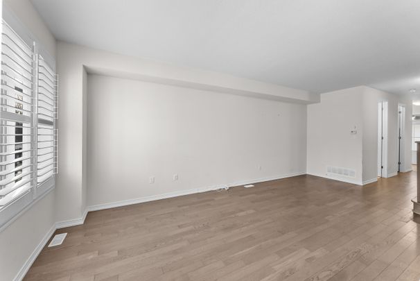 For Lease - 8273 Tulip Tree Drive Unit# 15, Niagara Falls, Ontario - Photo 1