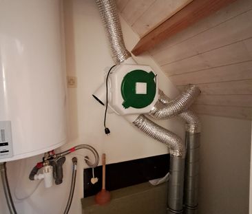 Knusse woning, centraal gelegen te Oedelem. - Photo 3