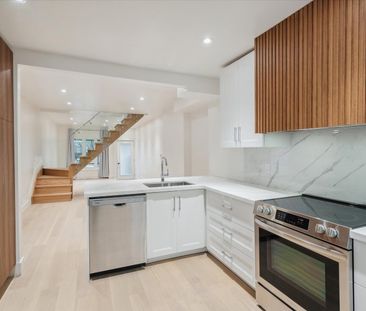 For Lease - 285 Rhodes Avenue Unit# Upper, Toronto, Ontario - Photo 2