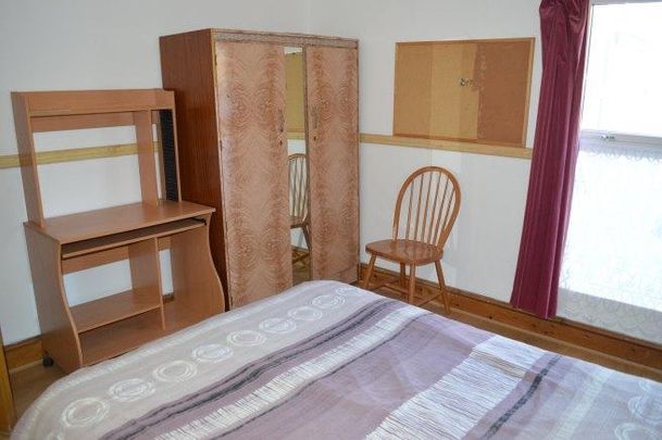 3 bedroom house share to rent - Photo 1