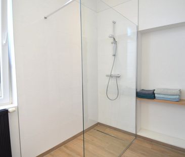 Stadswoning met 2/3 slaapkamers en zonnige stadstuin in Kortrijk - Photo 2