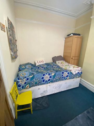 Hartopp Road (4 bed) - Photo 5