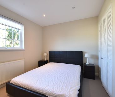 Angas Court, WEYBRIDGE, KT13 - Photo 5