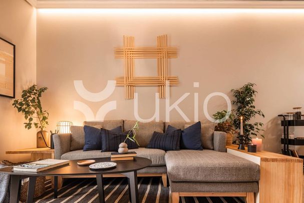 2 room luxury Apartment for rent in Madrid, Spain - Photo 1