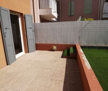 Location Appartement 2 pièces 42m² AIX EN PROVENCE 80ème - Photo 2