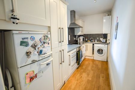 Priory Road, West Hampstead, London, NW6 3NL - Photo 3