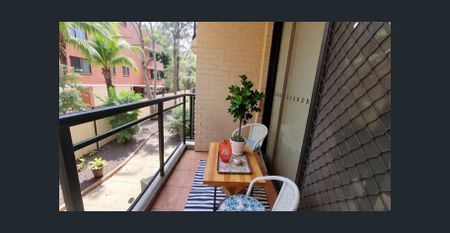 Modern 2-Bedroom Apartment! Next to Stockland Shopping Centre - Photo 5