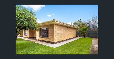 Light, Bright & Ready to Move In - Photo 3