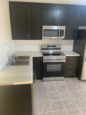 For Lease - 2559 Longfields Drive Unit# 24, Barrhaven, Ontario - Photo 2