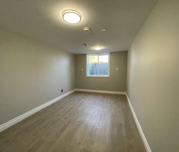 For Lease - 334 Stevenson Road Unit# Lower, Oshawa, Ontario - Photo 6