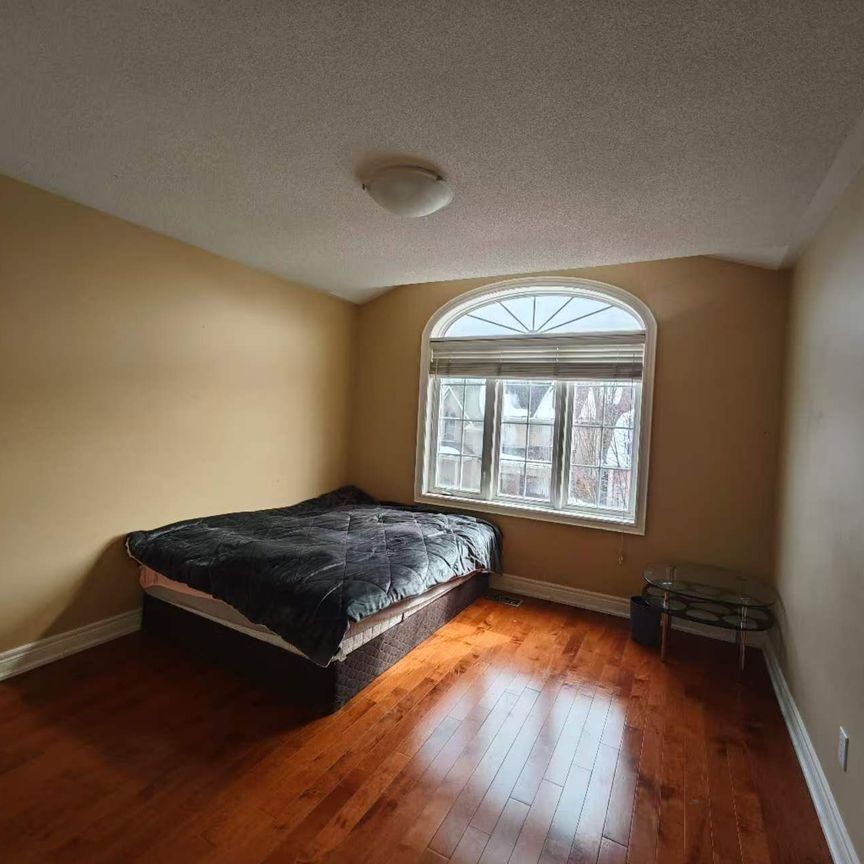For Lease - 92 Monkhouse Road Unit# upper#2, Markham, Ontario - Photo 2