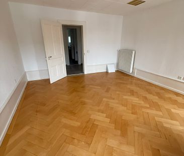 À louer : Appartement 3 pièces au 1er étage – Rue des Fleurs 24, La... - Photo 1