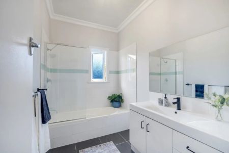 Timeless Charm with Modern Comfort - Castle Hill Views - Photo 5