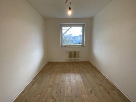 Wir haben für Sie renoviert: 3-Zimmer-Wohnung mit bodengleicher Dusche frei! - Photo 3