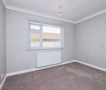 Woodleigh Close, Strensall, YORK - Photo 4