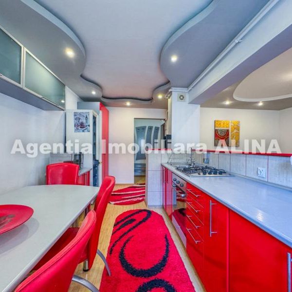 Apartament 3 camere in Mun. Deva, Jud. HD, pe Bld. Decebal, decomandat, 65 mp, etaj 6, lift. - Photo 1