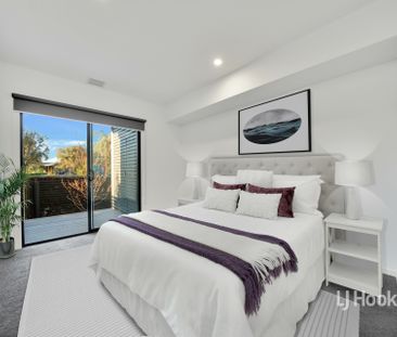 18 Flagship Way, Point Cook VIC, Belconnen - Photo 3