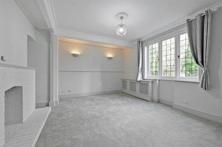 4 bedroom detached house to rent - Photo 3