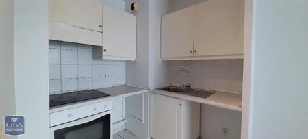 Location Appartement 2 pièces 39m² COURBEVOIE 92400 - Photo 4