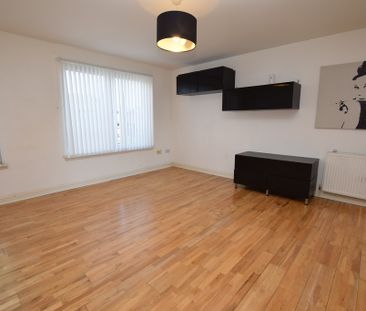 2 Bedroom Property To Rent - Photo 2