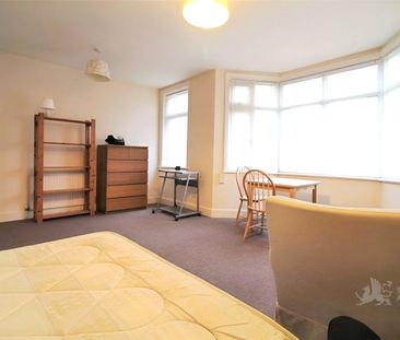 Glossop Road, South Croydon, CR2 0PU - Photo 3